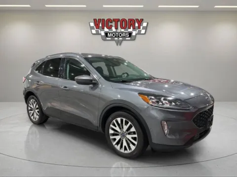 Gray 2021 Ford Escape Titanium AWD 4dr SUV for sale in Chesterfield, MI