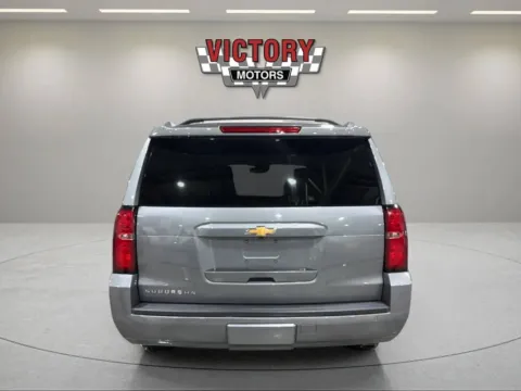 More photos of 2018 Chevrolet Suburban LT 4x4 4dr SUV at Victory Motors Chesterfield, MI