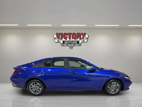Photos of 2024 Hyundai Elantra SEL 4dr Sedan for sale in Chesterfield, MI at Victory Motors Chesterfield