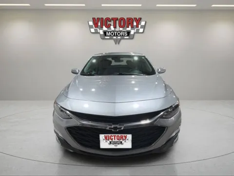 Photos of 2023 Chevrolet Malibu LT 4dr Sedan w/1LT for sale in Chesterfield, MI at Victory Motors Chesterfield