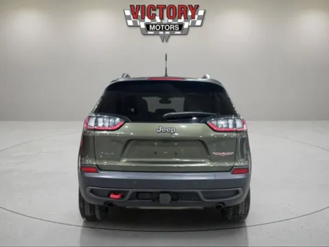 More photos of 2020 Jeep Cherokee Trailhawk 4x4 4dr SUV at Victory Motors Chesterfield, MI