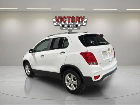 More photos of 2019 Chevrolet Trax LT 4dr Crossover at Victory Motors Chesterfield, MI