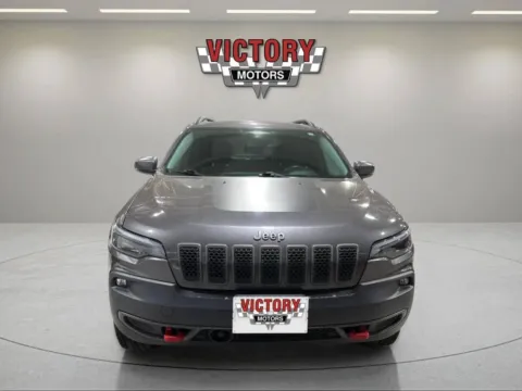 Photos of 2020 Jeep Cherokee Trailhawk 4x4 4dr SUV for sale in Chesterfield, MI at Victory Motors Chesterfield