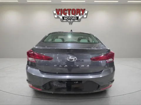 More photos of 2020 Hyundai Elantra SEL 4dr Sedan at Victory Motors Chesterfield, MI