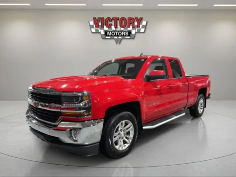 Red 2018 Chevrolet Silverado 1500 LT 4x4 4dr Double Cab 6.5 ft. SB for sale in Chesterfield, MI