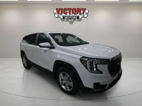 White 2024 GMC Terrain SLE AWD 4dr SUV for sale in Chesterfield, MI