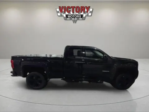 Photos of 2018 GMC Sierra 1500 SLE 4x4 4dr Double Cab 6.5 ft. SB for sale in Chesterfield, MI at Victory Motors Chesterfield