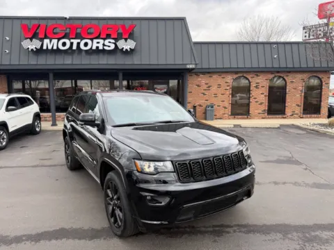 Black 2019 Jeep Grand Cherokee Altitude 4x4 4dr SUV for sale in Chesterfield, MI