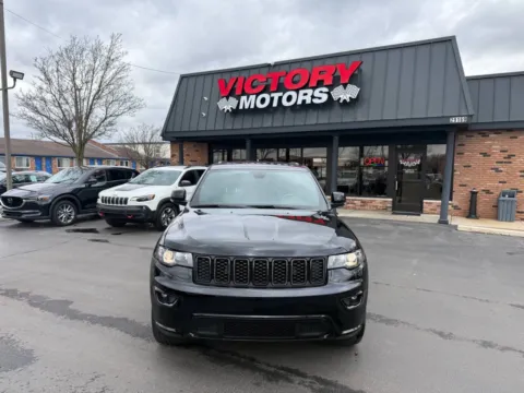 Photos of 2019 Jeep Grand Cherokee Altitude 4x4 4dr SUV for sale in Chesterfield, MI at Victory Motors Chesterfield