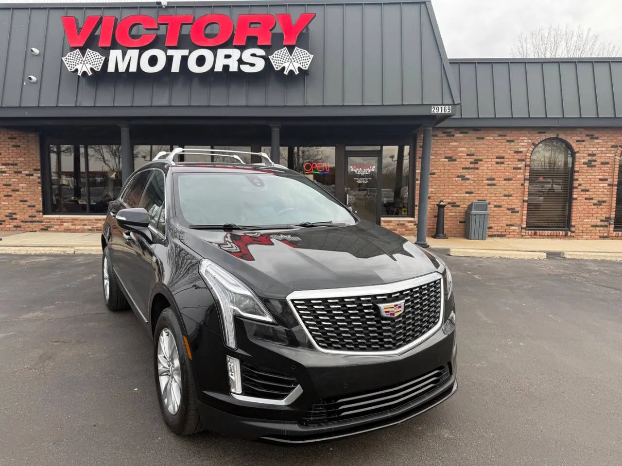 Black 2022 Cadillac XT5 Luxury 4x4 4dr SUV for sale in Chesterfield, MI