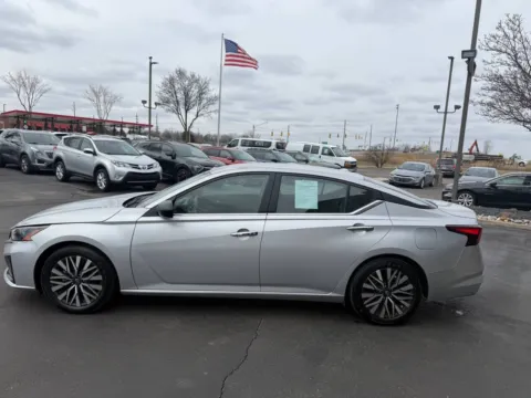 More photos of 2024 Nissan Altima 2.5 SV 4dr Sedan at Victory Motors Chesterfield, MI