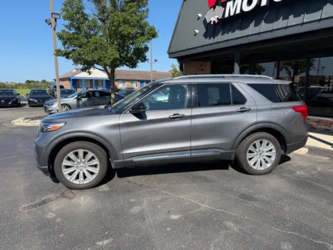 More photos of 2021 Ford Explorer Hybrid Limited AWD 4dr SUV at Victory Motors Chesterfield, MI
