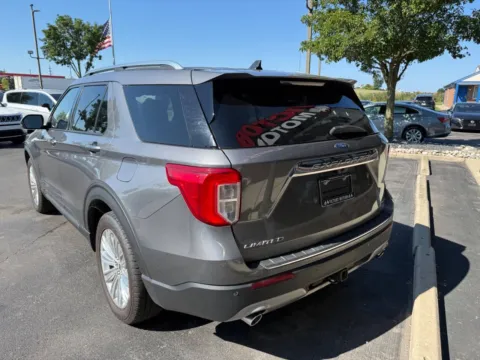 More photos of 2021 Ford Explorer Hybrid Limited AWD 4dr SUV at Victory Motors Chesterfield, MI