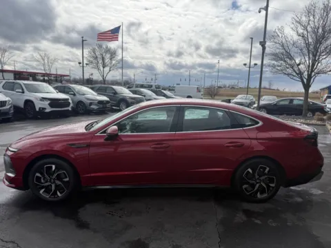 More photos of 2024 Hyundai Sonata SEL 4dr Sedan at Victory Motors Chesterfield, MI