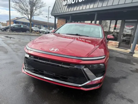 Photos of 2024 Hyundai Sonata SEL 4dr Sedan for sale in Chesterfield, MI at Victory Motors Chesterfield