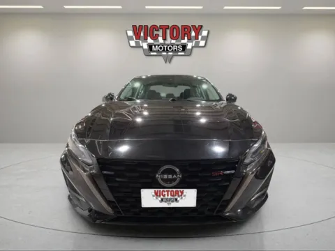 Photos of 2023 Nissan Altima 2.5 SR AWD 4dr Sedan for sale in Chesterfield, MI at Victory Motors Chesterfield