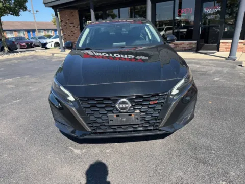 Black 2023 Nissan Altima 2.5 SR AWD 4dr Sedan for sale in Chesterfield, MI