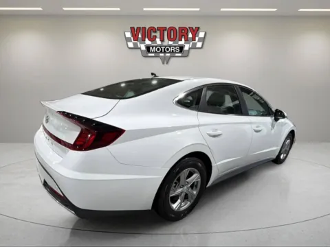 More photos of 2023 Hyundai Sonata SE 4dr Sedan at Victory Motors Chesterfield, MI
