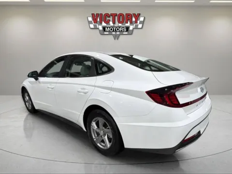 Another view of 2023 Hyundai Sonata SE 4dr Sedan for sale in Chesterfield, MI at Victory Motors Chesterfield