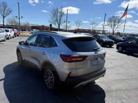 More photos of 2024 Ford Escape Plug-In Hybrid PHEV 4dr SUV at Victory Motors Chesterfield, MI
