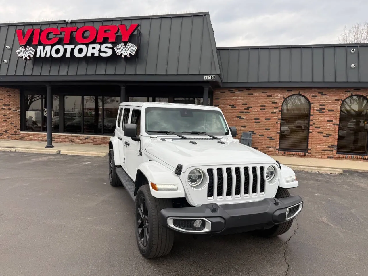 White 2021 Jeep Wrangler Unlimited Sahara 4xe 4x4 4dr SUV for sale in Chesterfield, MI