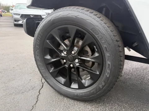 More photos of 2021 Jeep Wrangler Unlimited Sahara 4xe 4x4 4dr SUV at Victory Motors Chesterfield, MI