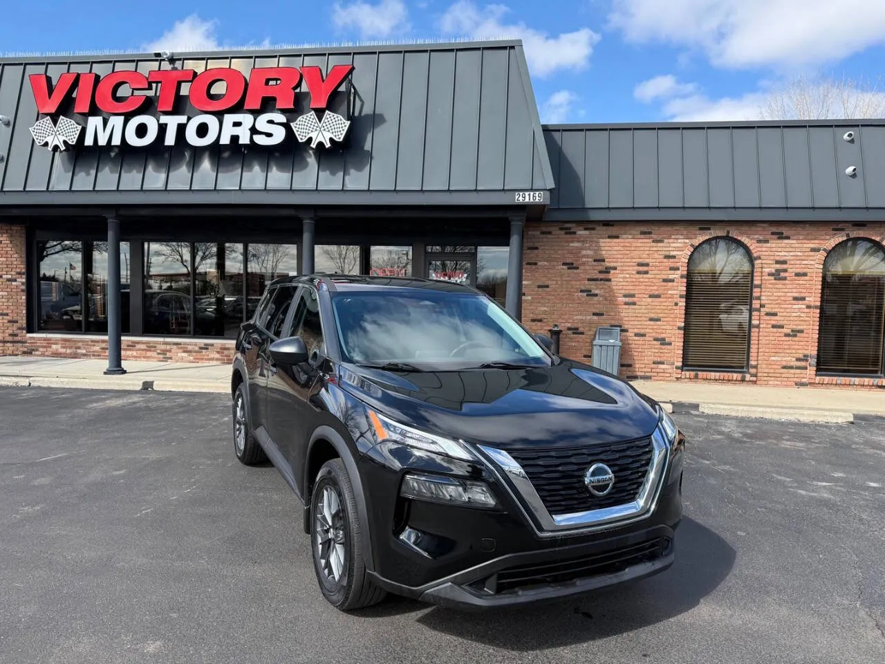 Black 2021 Nissan Rogue S 4dr Crossover for sale in Chesterfield, MI