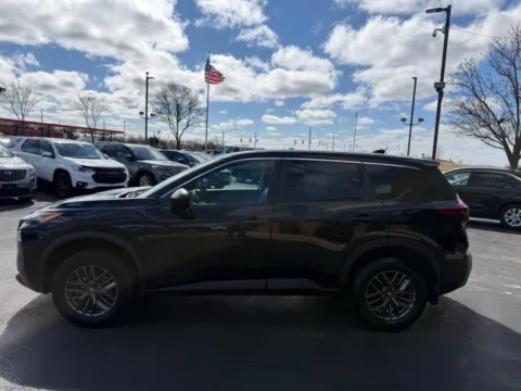 More photos of 2021 Nissan Rogue S 4dr Crossover at Victory Motors Chesterfield, MI