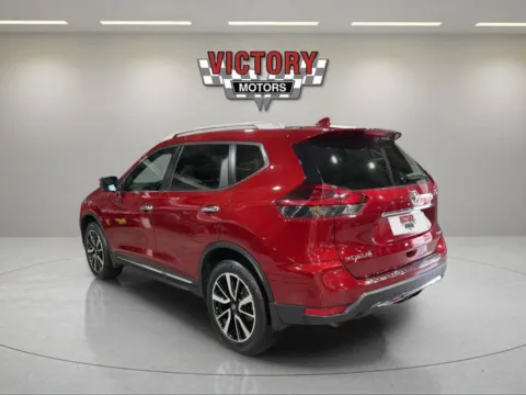 More photos of 2019 Nissan Rogue SL AWD 4dr Crossover at Victory Motors Chesterfield, MI