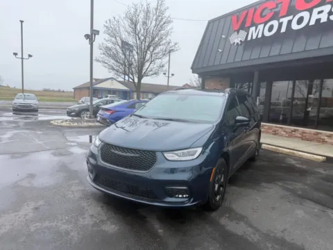 Another view of 2024 Chrysler Pacifica Plug-In Hybrid Premium S Appearance 4dr Mini Van for sale in Chesterfield, MI at Victory Motors Chesterfield