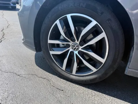 More photos of 2025 Volkswagen Jetta SE 4dr Sedan at Victory Motors Chesterfield, MI