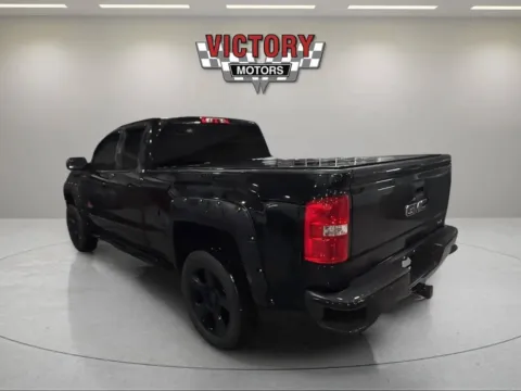 More photos of 2018 GMC Sierra 1500 SLE 4x4 4dr Double Cab 6.5 ft. SB at Victory Motors Chesterfield, MI