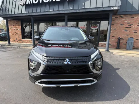 Photos of 2025 Mitsubishi Eclipse Cross SE AWD 4dr Crossover for sale in Chesterfield, MI at Victory Motors Chesterfield
