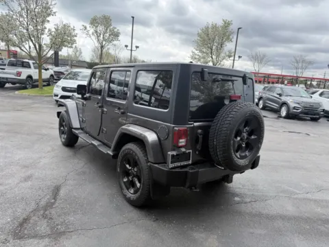 More photos of 2016 Jeep Wrangler Unlimited Sahara 4x4 4dr SUV at Victory Motors Chesterfield, MI