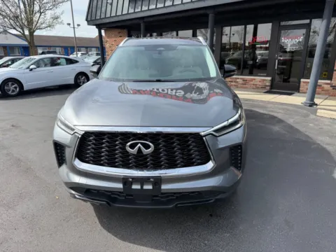 Gray 2023 Infiniti QX60 Luxe AWD 4dr SUV for sale in Chesterfield, MI