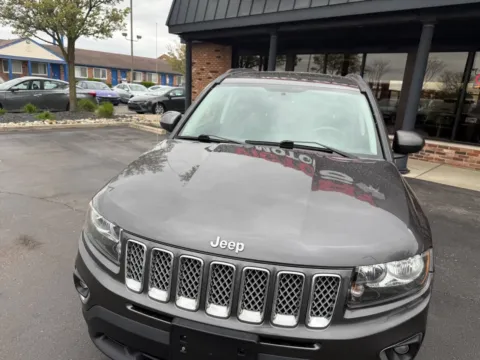 Photos of 2016 Jeep Compass High Altitude 4x4 4dr SUV for sale in Chesterfield, MI at Victory Motors Chesterfield