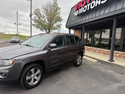 Another view of 2016 Jeep Compass High Altitude 4x4 4dr SUV for sale in Chesterfield, MI at Victory Motors Chesterfield