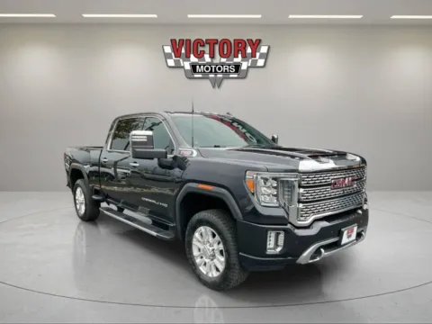 Black 2020 GMC Sierra 2500HD Denali 4x4 4dr Crew Cab SB for sale in Chesterfield, MI