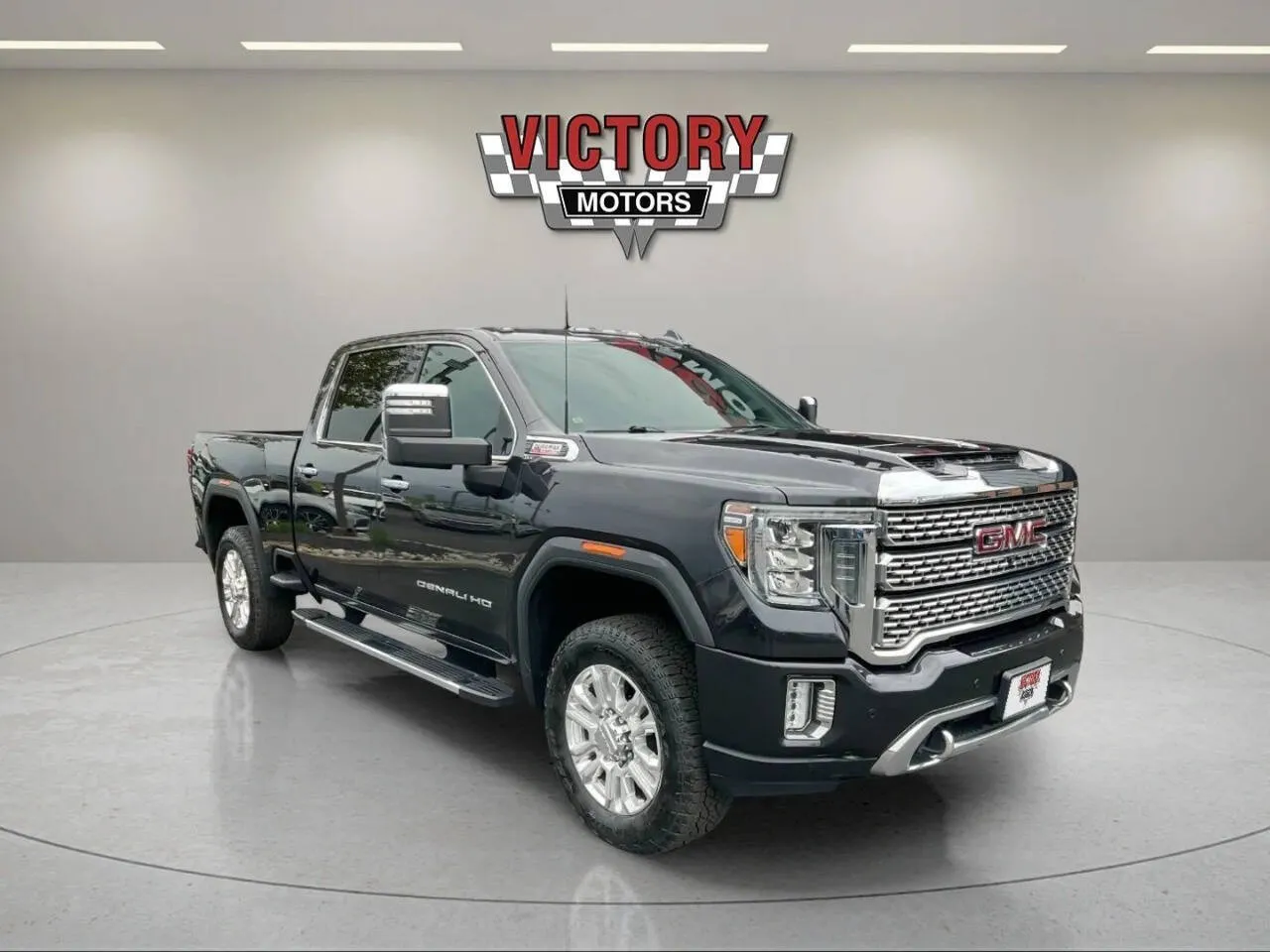 Black 2020 GMC Sierra 2500HD Denali 4x4 4dr Crew Cab SB for sale in Chesterfield, MI