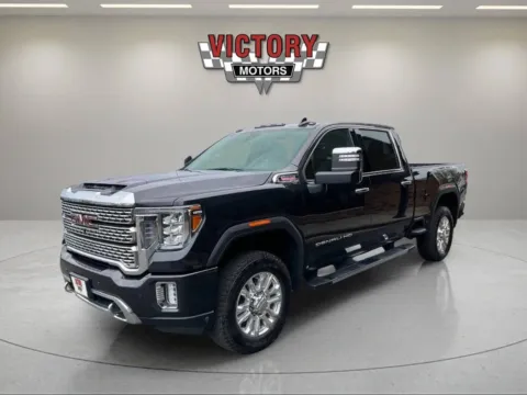 Another view of 2020 GMC Sierra 2500HD Denali 4x4 4dr Crew Cab SB for sale in Chesterfield, MI at Victory Motors Chesterfield