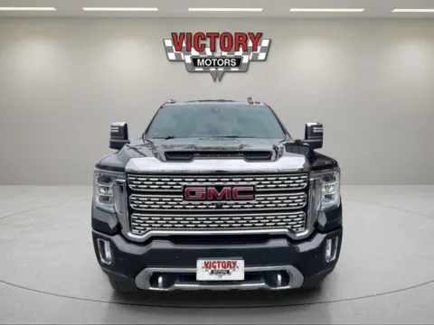 Photos of 2020 GMC Sierra 2500HD Denali 4x4 4dr Crew Cab SB for sale in Chesterfield, MI at Victory Motors Chesterfield