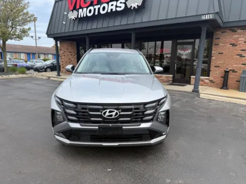 Photos of 2025 Hyundai Tucson SEL AWD 4dr SUV for sale in Chesterfield, MI at Victory Motors Chesterfield
