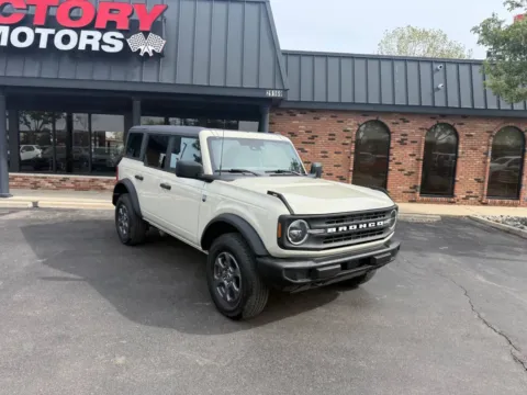 Beige 2025 Ford Bronco Big Bend 4x4 4dr SUV for sale in Chesterfield, MI