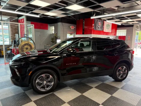 More photos of 2024 Chevrolet Blazer LT 4dr SUV w/2LT at Victory Motors Chesterfield, MI