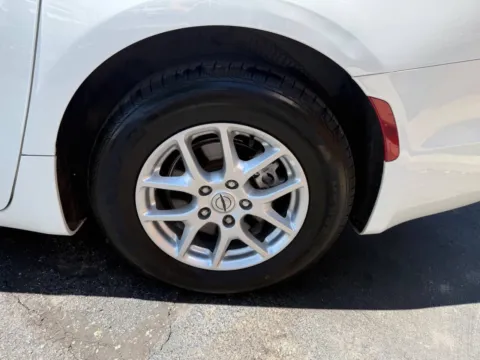 More photos of 2023 Chrysler Pacifica Touring L 4dr Mini Van at Victory Motors Chesterfield, MI