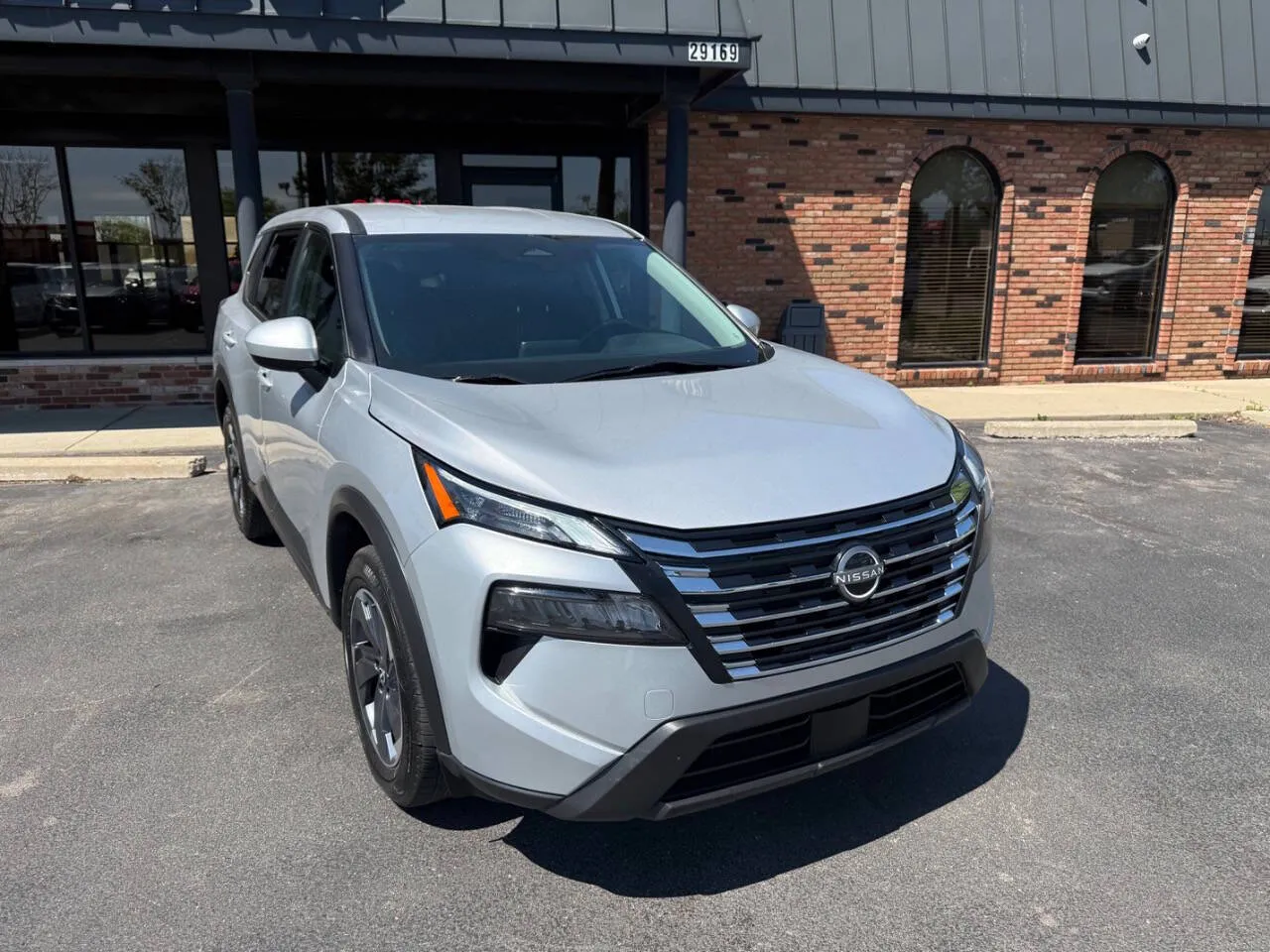 Silver 2024 Nissan Rogue SV 4dr Crossover for sale in Chesterfield, MI