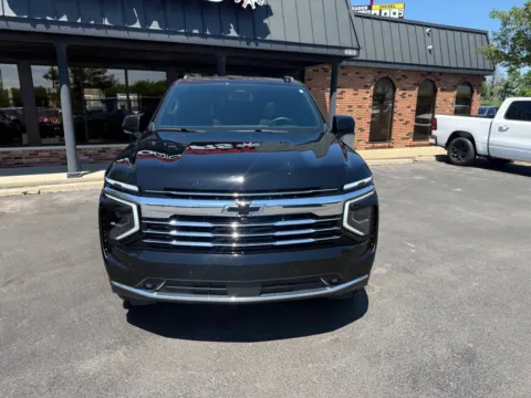 Photos of 2025 Chevrolet Suburban LT 4x4 4dr SUV for sale in Chesterfield, MI at Victory Motors Chesterfield
