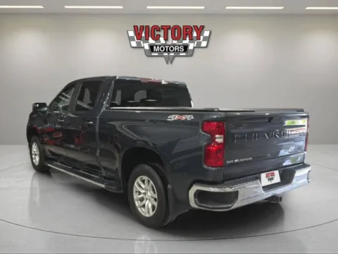 Another view of 2021 Chevrolet Silverado 1500 LT 4x4 4dr Crew Cab 5.8 ft. SB w/1LT for sale in Chesterfield, MI at Victory Motors Chesterfield
