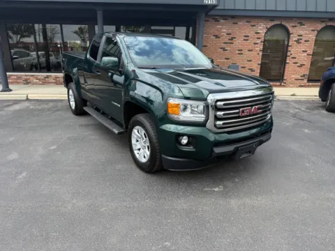 Green 2016 GMC Canyon SLE 4x4 4dr Extended Cab 6 ft. LB for sale in Chesterfield, MI