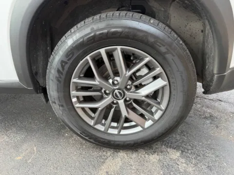 More photos of 2025 Nissan Rogue SV AWD 4dr Crossover at Victory Motors Chesterfield, MI